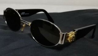 Mod S71 Col 15l Gianni Versace Vintage Medusa Sunglasses Black Gold Color