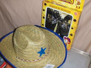 1 Cowboy Hat & 2 Toy Cowboy Gun Pistol Wild West Play Set Badge Belt Holster