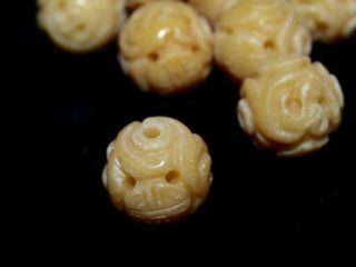 One Vintage Antique Carved Chinese Bead Yellow Jade Round Shou Design 12mm