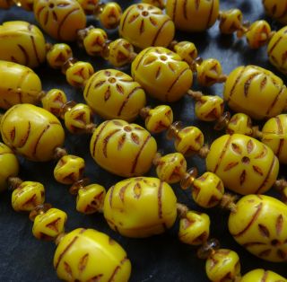 Vintage Art Deco Neiger Sun Flower Yellow Glass Bead Flapper Necklace - Z157