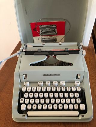 Vintage 1970 Hermes 3000 Seafoam Portable Typewriter W/ Case Pica Typeface