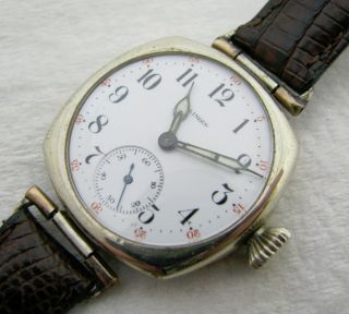 Vintage Mens Illinois 17 Jewel Trench Wristwatch Watch