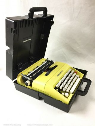 Yellow Olivetti Lettera 35 Vintage Typewriter 9