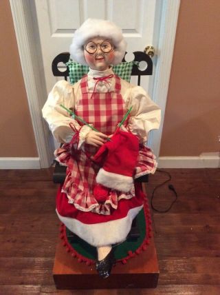 Animated Mechanical Hamberger Display Vintage Mrs Claus Christmas Store Window