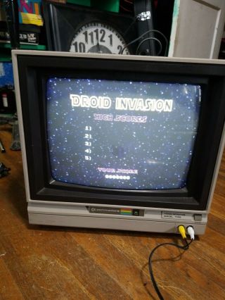 Vtg Commodore 1702 Monitor 3
