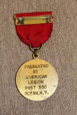 Scarce WW2 U.  S.  Veteran ' s American Legion  Olean,  NY  Medal w/Ribbon 3