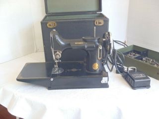 Vintage Singer Featherweight 221 Sewing Machine 1933 With Case & Acc Ad 548775