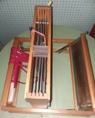 VINTAGE LECLERC DOROTHY 15 3/4 FOLDING TABLETOP LOOM 4 HARNESS CANADIAN MAPLE 3