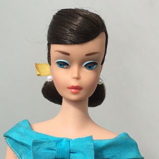 Swirl Vintage Ponytail Barbie Brunette (nude) 1964