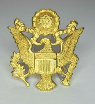 Pristine & Highly Detailed Wwii Ww2 Hat Visor Cap Badge Us Army Gilt Eagle