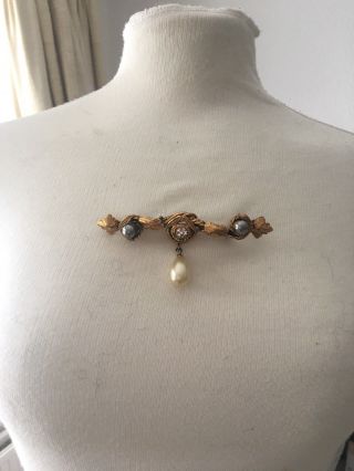Chanel Gripoix Pearl Brooch Pin Dangling Gold Plated Long 1983 Rare Collectible 3