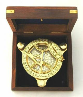 Brass Sundial Compass 4.  5 " In Wooden Box Nautical Maritime Navigation