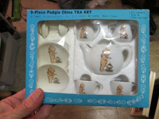 Shackman Pudgie,  Kewpie Miniature Tea Set