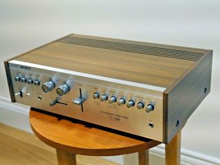 SONY TA - 1066 Vintage Integrated Stereo Amplifier STUNNING LOOKING RETRO AMP 3