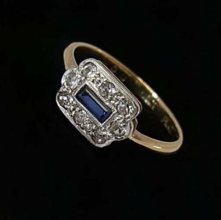 Gorgeous Antique Art Deco Era Platinum,  18ct Gold & Sapphire Ring