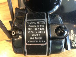 Singer Sewing Machine Featherweight 221 Vintage 1941 3 - 110 Black w/ Case 3