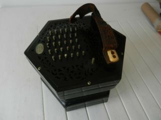 vintage lachenal 55 button concertina 3