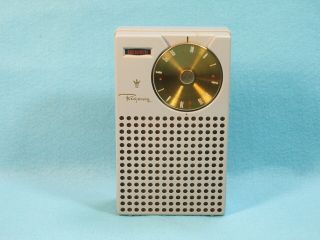 Vintage 1950 ' s World First Transistor Radio,  Regency TR - 1 AM Radio 2