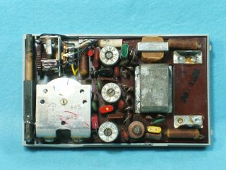 Vintage 1950 ' s World First Transistor Radio,  Regency TR - 1 AM Radio 8
