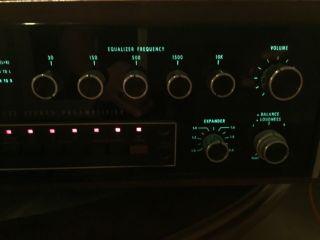 McIntosh C32 Stereo Preamplifier - Phono Stage - Vintage Classic 8