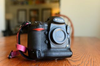 Rare Nikon D D3s 12.  1MP Digital SLR Camera - Black (Body Only) - 45,  549 Shutter 5