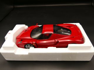 BBR Ferrari Enzo Red 1:18 Scale First Release - Rare and 7