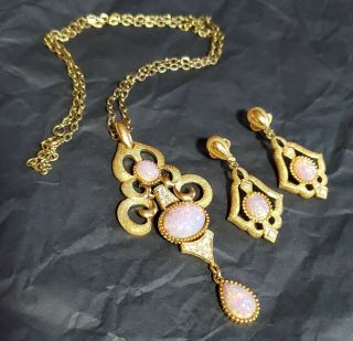 Signed Crown Trifari Vintage Opal Foil Glass Necklace Earrings Set Rhinestones