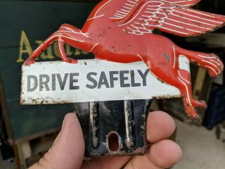 Vintage Metal Pegasus Drive Safely License Plate Topper 3