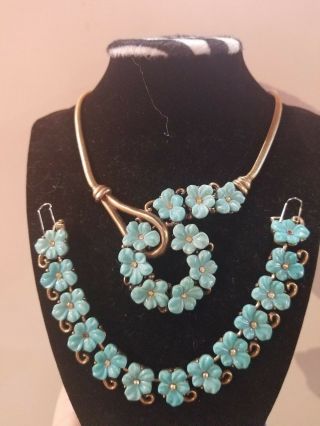 Vintage Necklace Trifari Necklace And Matching Bracelet Blue Flower