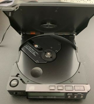 Sony Discman CD Compact Disc Compact Player D - Z555 rare model 6