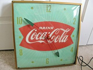 Vtg Coca - Cola Electric Pam Clock Co Fishtail Wall Clock 15.  25 X 2 "