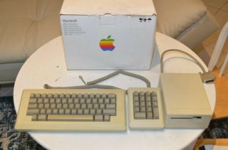 Vintage Apple Macintosh Keyboard M0110,  Numeric Keypad M0120,  Floppy Drive M0130 6