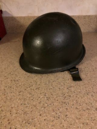 Old Us Army Helmet Wwii ? Korean War? Vietnam ? Olive Green Metal With Buckles