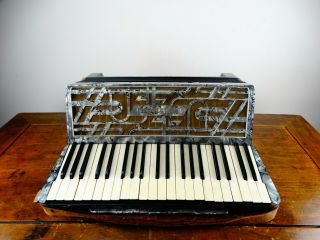 Hohner Verdi IV Piano Accordion 120 Bass 41 Treble Keys Vintage German 1940s 4