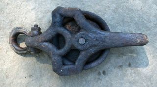 Rare Old Antique CHAMBERLAIN Hay trolley Center drop pulley CDP Branchville NJ 2
