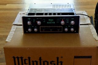 Mcintosh C28 Stereo Preamplifier - Phono Stage - Vintage Audiophile Classic
