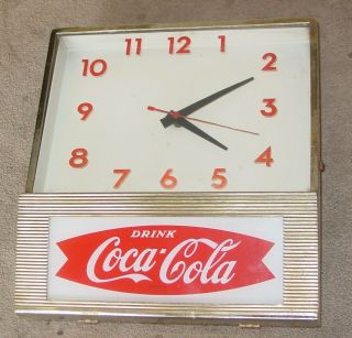 Vintage Drink Coca Cola Light Up Wall Clock