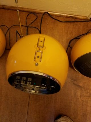 VINTAGE WELTRON MODEL 2001 SPACE BALL AM/FM 8 TRACK W/MODEL 2003 SPEAKER PAIR 7