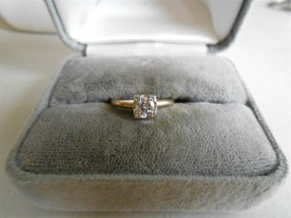 Very Pretty Vintage Diamond Engagement Ring 14kt 1/3ct