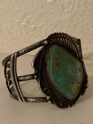 Vintage Native American Indian Turquoise Jewelry Bracelet Signed Silver