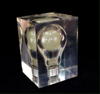 Vintage Lucite Pop Art Encased Glow In The Dark Light Bulb Paperweight 6