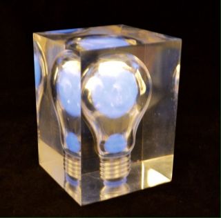Vintage Lucite Pop Art Encased Glow In The Dark Light Bulb Paperweight 7