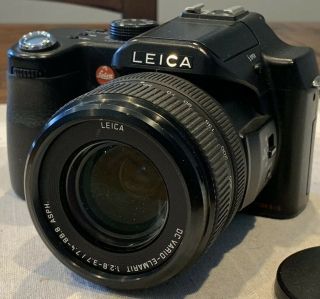 Vintage Leica V - LUX 1 10.  1MP Digital SLR Camera 12X Optical Zoom,  Batt & Charger 3