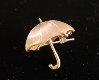 Vintage mid century 14k Yellow Gold 3D Under My Umbrella Diamond Raindrop Pin. 5