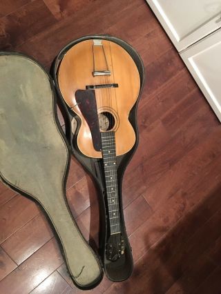 Vintage Gibson Guitar 2