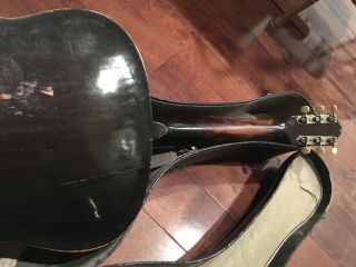 Vintage Gibson Guitar 5