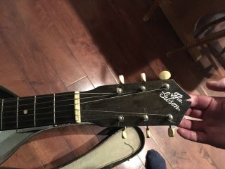 Vintage Gibson Guitar 9