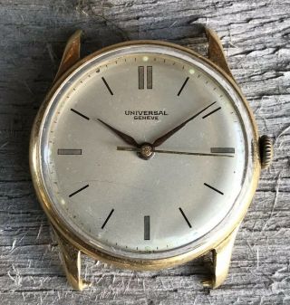 Immaculate 18k Vintage 1940 Universal Geneve Cal.  263 Wrist Watch,  32mm Diameter