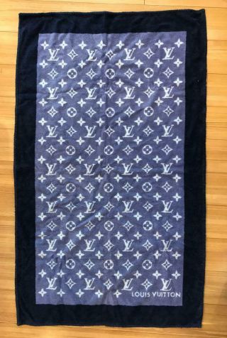 Louis Vuitton Lv Beach Bath Towel Navy Blue Monogram Sofa Floor Mat Auth Rare