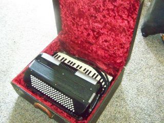 Vintage Cellini Piano Accordion W/case - Made In Italy - -